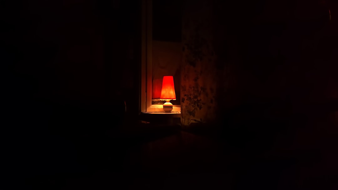Photo tassel floor lamp