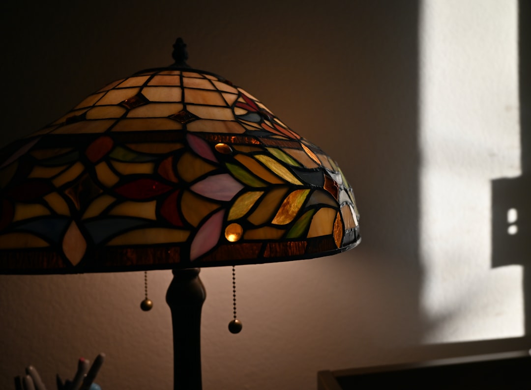 Photo pebble glass wall lamp